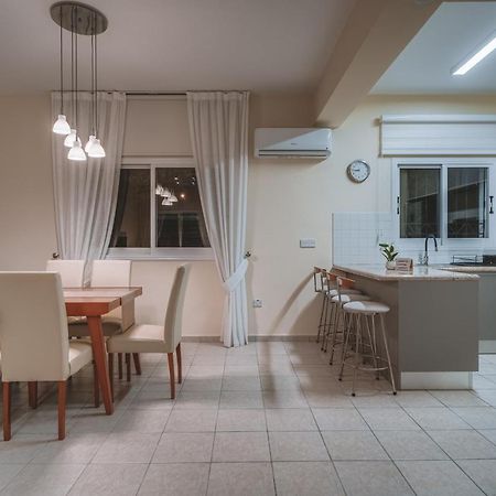 Amphitrite Villa Paralimni Esterno foto