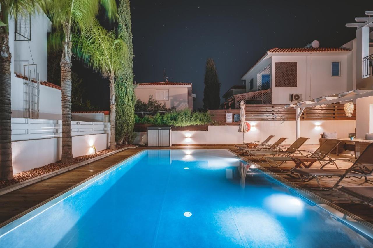 Amphitrite Villa Paralimni Esterno foto