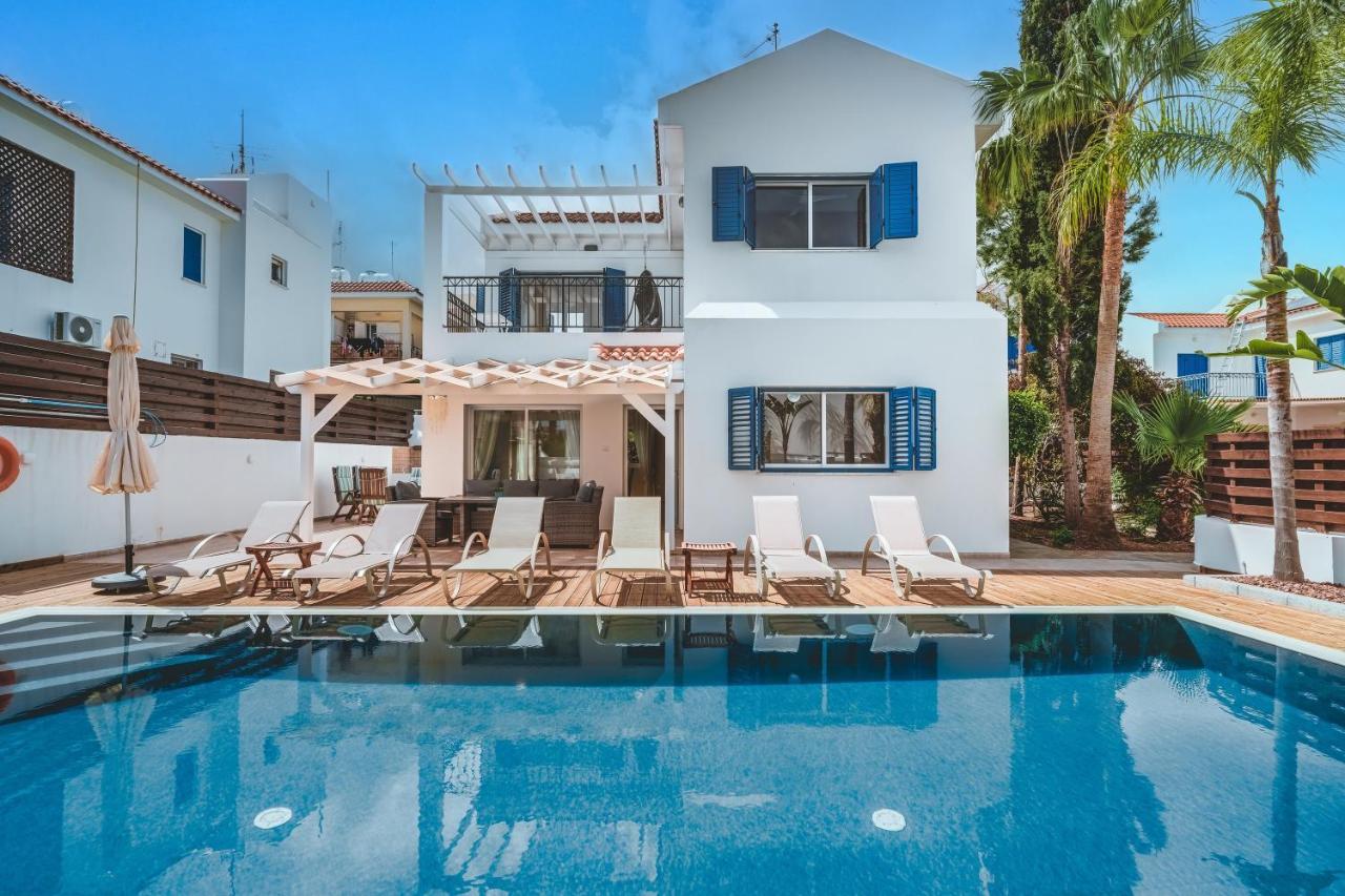 Amphitrite Villa Paralimni Esterno foto